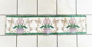 Conejos conejos tulipanes jardineras tapiz tejido 50" x 12" mesa corredor resorte - Imagen 1 de 4