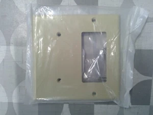 Leviton 80708-I 2 Gang Decora/Blank Combination Wallplate, Ivory *Free Shipping* - Picture 1 of 2