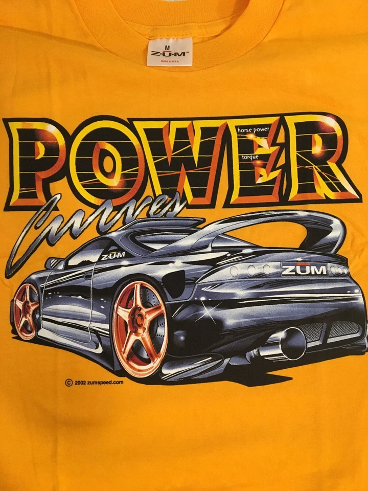Camiseta Para Hombres Jóvenes Nueva Mediana Zum Power Car Dykom EE. UU. Amarilla Rara 2002 De Colección Foto 1 de 4