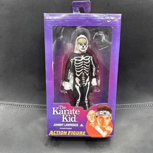 Modellino NECA The Karate Kid Johnny Lawrence 8" pollici NUOVO - Foto 1 di 15