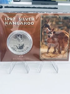 Australia - 1997 - Canguro - Moneda de plata 99,9% de 1 oz - Cardada - Imagen 1 de 3