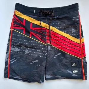 Quiksilver Surf Silk Highline Hawaii Board Shorts Size Boy's 25/10-Preloved Ex C - Picture 1 of 8