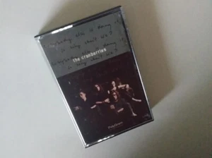 The Cranberries Everybody Else Is Doing It Cassette Argentina Pressing MINT Cond - Picture 1 of 4