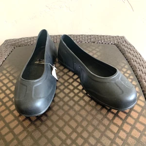 SafeTStep men's oil & slip resistant black rubber shoes size 7-8 - Picture 1 of 10