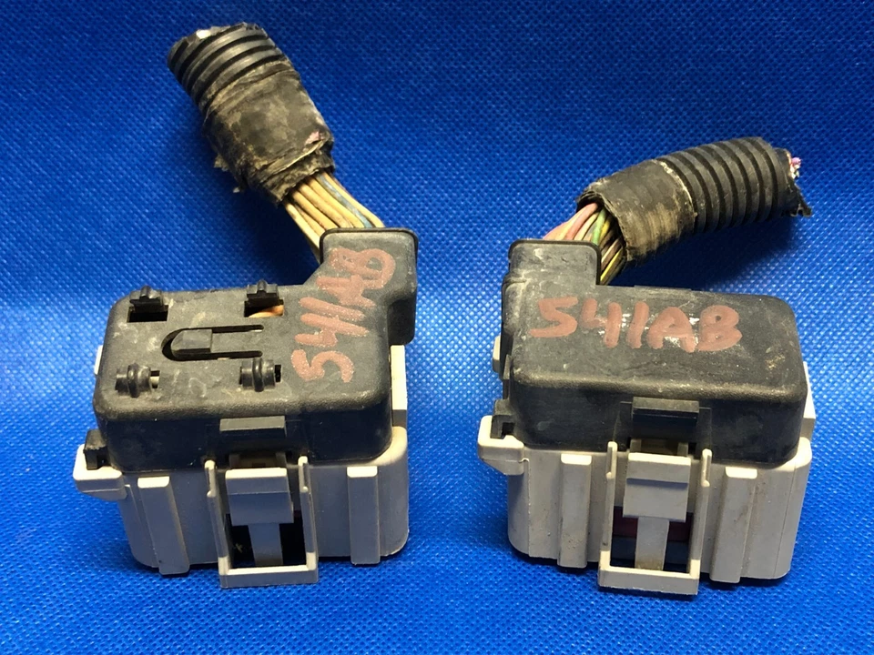CONECTOR ENCHUFE ARNÉS CABLEADO 01 CHRYSLER 300M 3,5 ECU PCM MÓDULO ECM 04896541 Foto 1 de 1