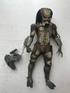 FIGURA DE ACCIÓN NECA CLÁSICA DESENMASCARADA PELÍCULA DE TERROR DEPREDADOR SERIE 1 ALIEN VS AVP - Imagen 1 de 3