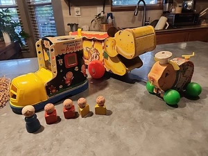 Vintage Wood Toys Fisher Price Lot Happy Hippo Lacing Shoe Cookie Pig - Picture 1 of 24