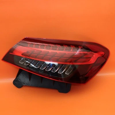 LUZ TRASERA DERECHA MERCEDES BENZ E350 E450 E63 E53 2021 2022 2023 A2139065609 OEM Foto 1 de 4