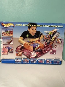 Vintage Hot Wheels Alien Attack Spielset - Neu und versiegelt Mattel 2002 - Bild 1 von 5