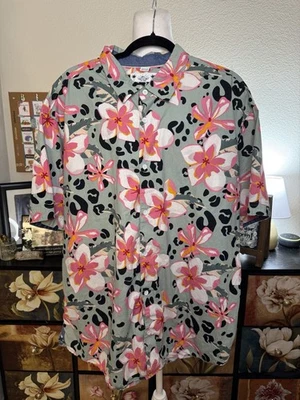 Free Planet Multicolor Hawaiian Print Short Sleeve Button Up Slim Fit Size 3xl - Image 1 of 4