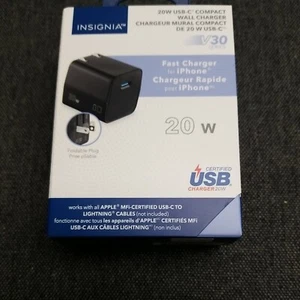 Chargeur mural compact Insignia 20 W USB-C noir PD 2.0 - Photo 1 sur 3