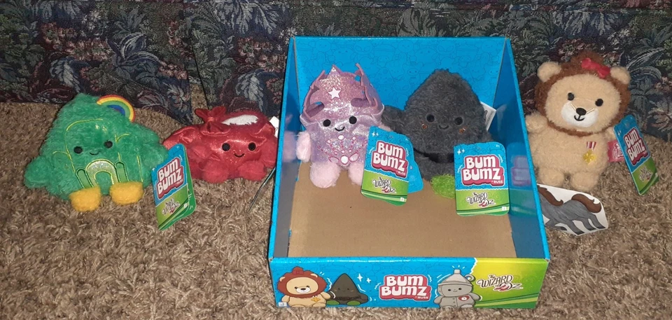 NOVO JAZWARES BUM BUMZ WIZARD OF OZ CONJUNTO DE PELÚCIA DE 5 COM CAIXA DE EXIBIÇÃO - Imagem 1 de 1