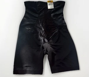 Pantaloncini donna Maidenform nuovi con etichetta Shapewear vita media alta liscia, MAI INDOSSATI.  - Foto 1 di 6