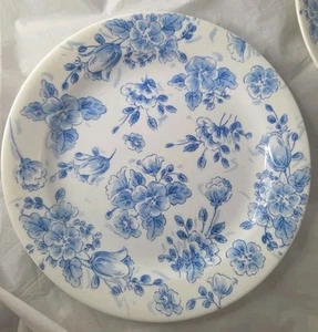 4 Corelle “Vintage Blue” Salad Dessert Plates- White With Blue Floral 7" Used - Picture 1 of 14