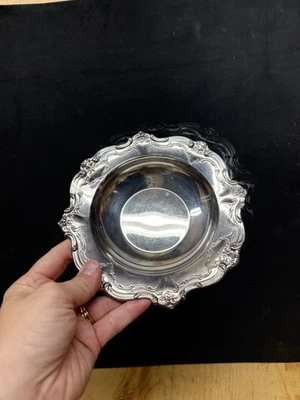 Antiguo cuenco chapado en plata Gorham Chantilly YC1310 Foto 1 de 3