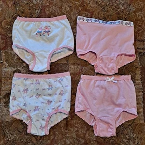 Girls Lovepats Panties - Picture 1 of 4
