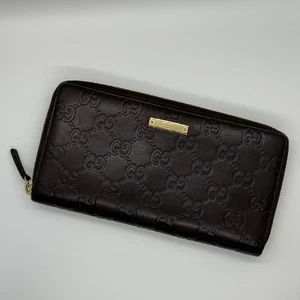 Portafoglio Gucci Marrone Gucchisima GG Pelle Goffrata Zip Designer Clutch Italia Usato in ottime condizioni - Foto 1 di 8