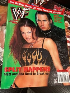 WWF WWE Magazine JANUARY 2002 Lita Matt Hardy + Kane Poster. - Foto 1 di 3