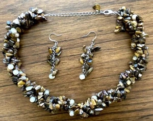 Collar y pendientes gargantilla HDNY grueso ojo de tigre triple hilo Demi Parure - Imagen 1 de 13