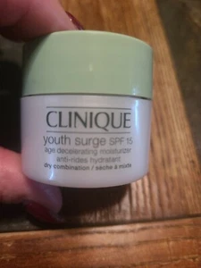 Clinique Youth Surge Age Decelerating Moisturizer Very Dry To Dry .5oz NEW - Picture 1 of 4