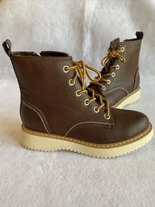 MADDEN GIRL "KENTT" Size 7.5 BROWN FAUX LEATHER ANKLE COMBAT HIKING BOOTS EUC - Picture 1 of 15
