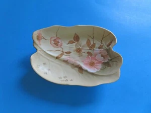 Victorian Garden “Dogwood” Leaf Dish Hummelwerk Japan - Picture 1 of 3