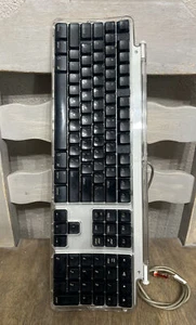 Apple Pro Keyboard Model 7803 Clear Case - 2 USB Ports - Picture 1 of 6
