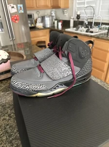 Size 10.5 - Jordan Son of Mars Bordeaux - Picture 1 of 10