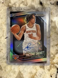 2024-25 Panini Prizm Black PACÔME DADIET #208 RC Auto Silver New York Knicks - Picture 1 of 2