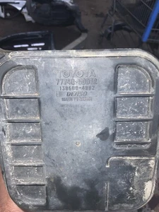 98-00 Lexus UCF20 LS400 Fuel Vapor Charcoal Canister 77740-50072 - Bild 1 von 6