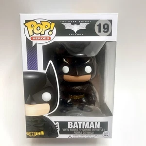Funko Pop - Dark Knight 19 *FREE PROTECTOR* Batman - Bild 1 von 6