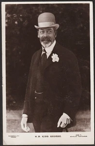 H.M. KING GEORGE V portrait postcard - Picture 1 of 1