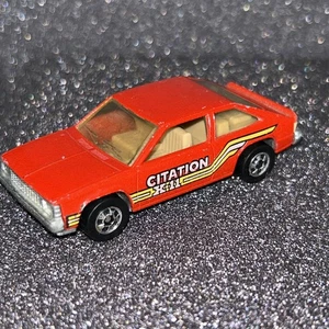 Chevy Citation X-11 1980 Hotwheels rojo hecho en Hong Kong escala 1/64 R448 - Imagen 1 de 7