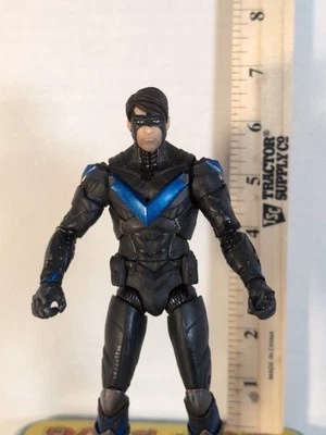 DC Comics Collectibles 6.75" NIGHTWING FIGURE BATMAN ARKHAM KNIGHT TITANS EUC - Image 1 of 4