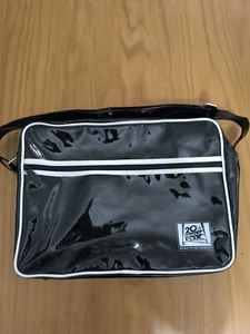 Sacoche ordinateur vinyle Century Fox 15 pouces - Afbeelding 1 van 1