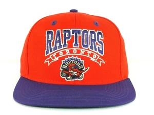 TORONTO RAPTORS NBA Retro Vintage Snapback Cap Sombrero rojo / púrpura Nuevo Por Adidas - Imagen 1 de 7