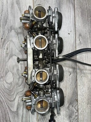 86 CARBURADORES DE CARBOHIDRATOS SUZUKI GSXR750 31mm Foto 1 de 4