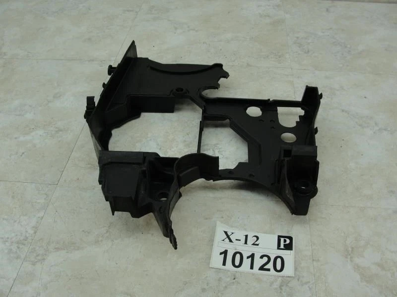 06 07 08 09 10 11 12 13 C70 TAMPA DA CORREIA DENTADA DO MOTOR CARCAÇA SUPORTE DE ENGRENAGEM ACABAMENTO - Imagem 1 de 1