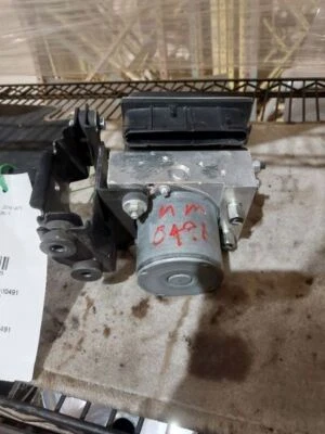 Conjunto de pieza de freno antibloqueo 6 cilindros tracción trasera compatible con 14-17 INFINITI QX70 2718186 Foto 1 de 4