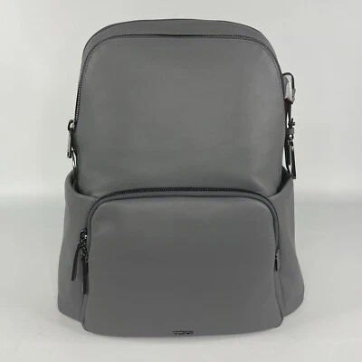 Mochila TUMI Voyageur Rubí Cuero Gris Laptop Mujer Bolso de Negocios Minorista $650 Foto 1 de 4