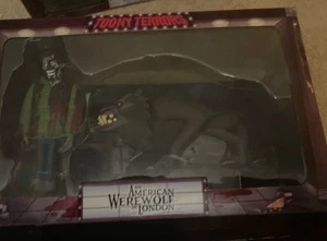 Modellino An American Werewolf in London Toony Terrors NECA scatola danneggiata - Foto 1 di 5