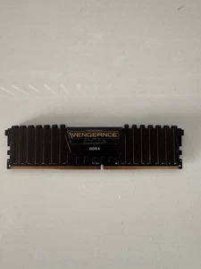 CORSAIR VENGEANCE DDR4 1x8GB 2666MHZ DESKTOP RAM – 8GB TOTAL – USED - Picture 1 of 3