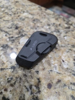 Cardo Freecom 2X - Image 1 of 4
