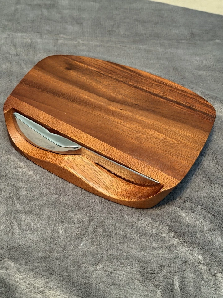 Tablero de barra Nambe 'Mezcla' con cuchillo. NUEVO EN CAJA. Nunca usado. Foto 1 de 3