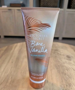 Victoria's Secret Bare Vanilla Sunkissed lozione profumata 8 once NUOVO E SIGILLATO  - Foto 1 di 5