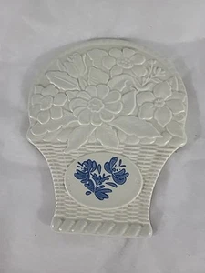 Cesta de flores vintage Pfaltzgraff Yorktowne trivet - usada en excelente estado - envío gratuito - Imagen 1 de 5