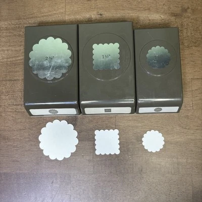 Лот из 3 Stampin' Up! Пробойники 1-1/2 квадратный гребешок 1-1/4 и 2-3/8 круг гребешка - Изображение 1 из 4