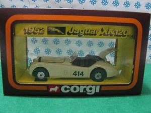   Vintage -  JAGUAR  XK 120  1952        -  Corgi toys  804 - Foto 1 di 1