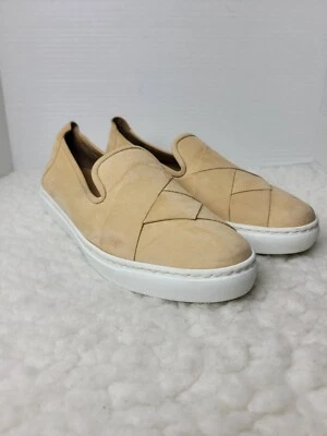 M Gemi Slip On lWomen's Size 10 Tan Woven Leather Woven Shoes Rare - Image 1 of 4