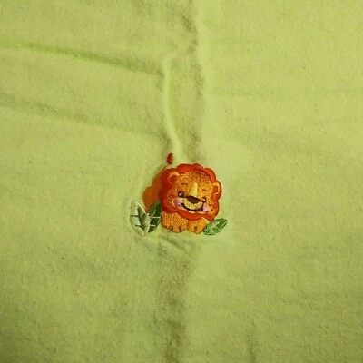 Manta de franela para bebé Fisher Price Precious Planet verde león Foto 1 de 4